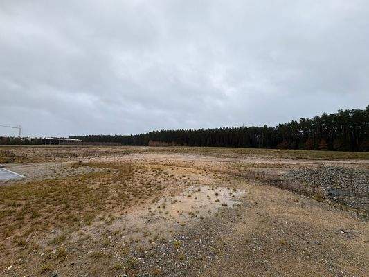 Grundstücksansicht (mit Optionsgrundstück)
