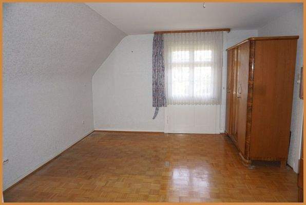Schlafzimmer 1. OG
