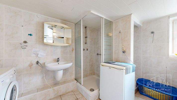 EG-Haus-Nr. 2 -Waschküche