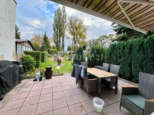 Terrasse mit Markise