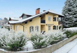 Salzburg-Leopoldskron-Villa-Aussenansicht-Garten-Zufahrt-Ruhelage-Winter