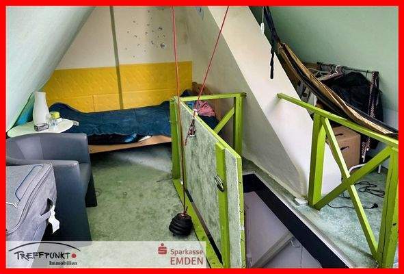 Zimmer im Dachgeschoss, Ansicht 1
