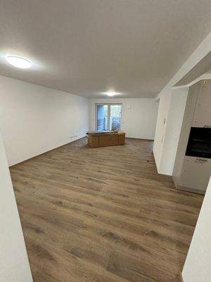 Groß (20260319_065838865_iOS).jpeg