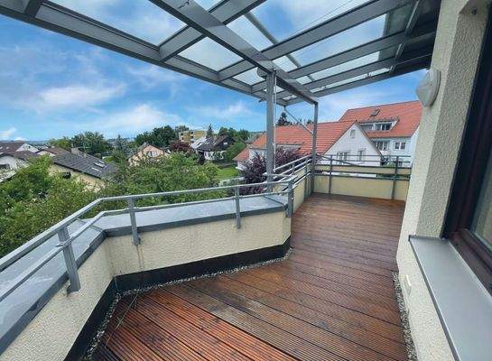 Balkon mit Überdachung