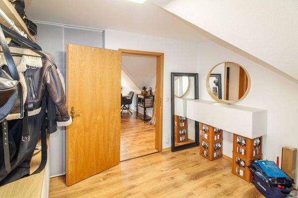 ELW - Eingangsbereich