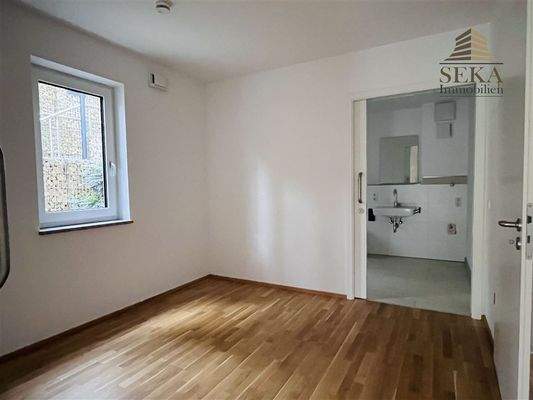 Ankleidezimmer / home office