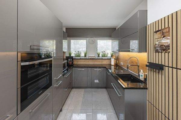 Moderne Einbauküche