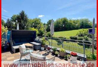 Traumterrasse mit Ausblick ins Grüne