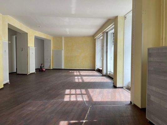 PHOTO-2025-04-07-14-04-11