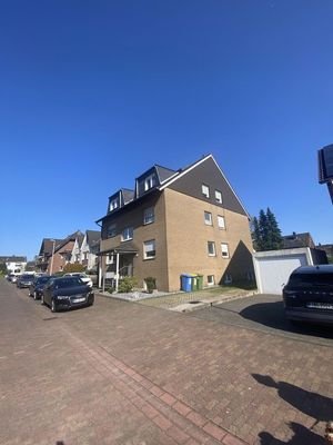 Haus vorne (rechts)