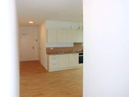 Blick vom Flur in die Küche