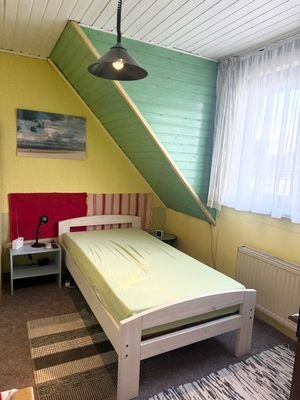 Separates Zimmer im OG