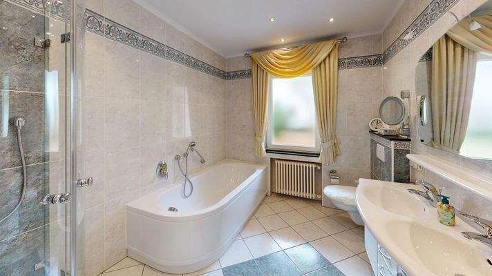 Badezimmer Erdgeschoss 