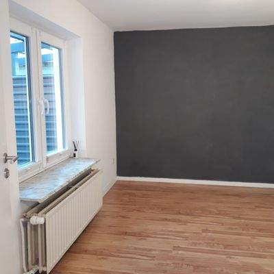 Natürlich renoviert u. mit Blick zum Garten