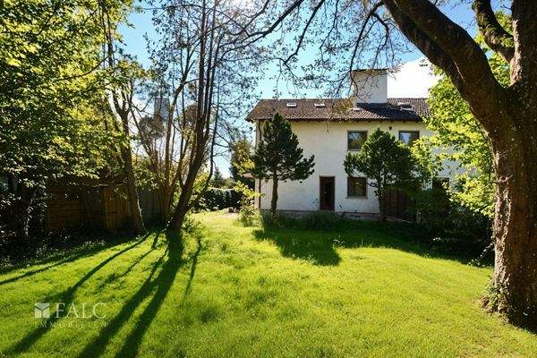 Gartenansicht - (KI generiert)