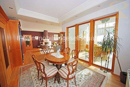 Essbereich im Wohnzimmer im EG