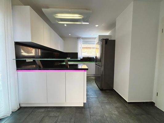 Hochwertige Küche 1.0