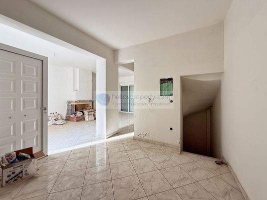 1531f5667fd348e8a8051e7c38d62682-original