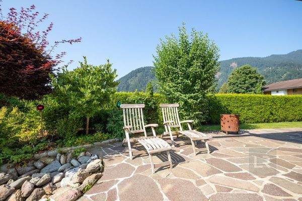 Außenansicht Gartenliegen