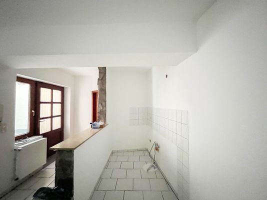 Eingangsbereich und Küchenzeile