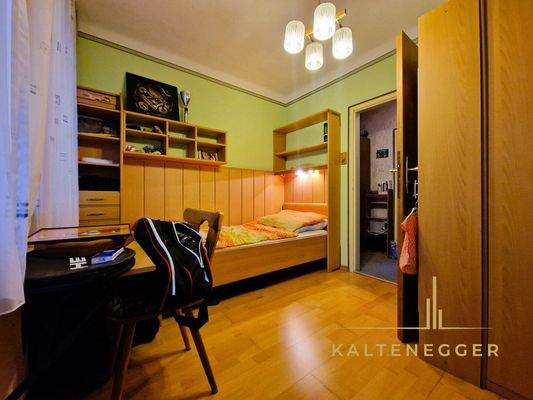 OG: Kammer ca. 9,57 m²