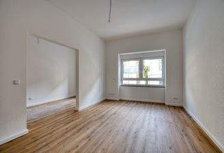 Wohnzimmer, Blick zur Küche