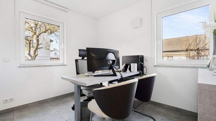 Büro EG/Kinderzimmer