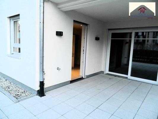 Überdachte Terrasse.JPG