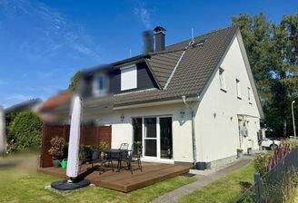 Seiten- und Rückansicht