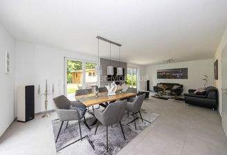 3429 Wohn-Essbereich b