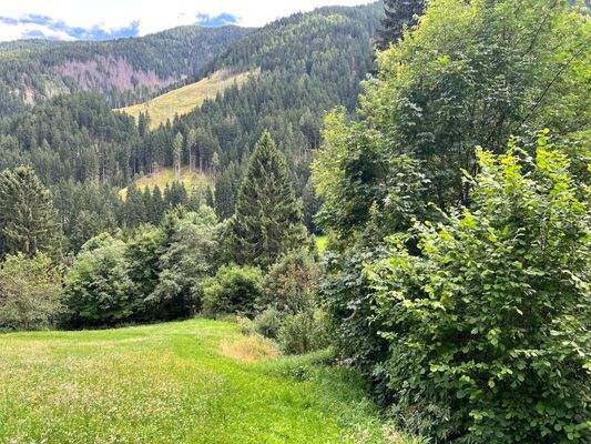 Ulten – Tourismus, Bauen und Gastronomie vereinen sich hier mit einzigartigen Chancen für neue Ideen und ein attraktives Baugrundstück – Ultimo, turismo, costruzioni e gastronomia si incontrano qui con opportunità uniche per nuove idee e un terreno edific