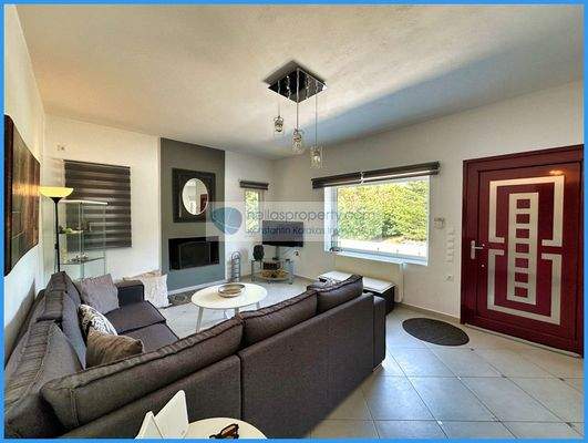 3f4f34d31a4546b1b5ca0039435143be-original