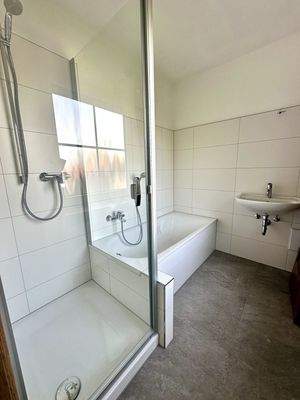 Bad im Erdgeschoss