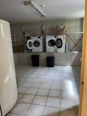 Keller, Waschküchenplatz