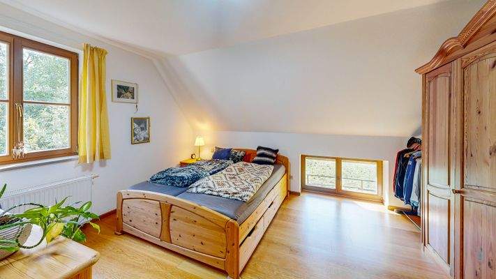 Schlafzimmer im DG in Wohnung 2