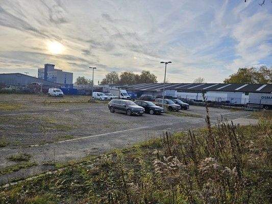 13 - freies Grundst.jpg