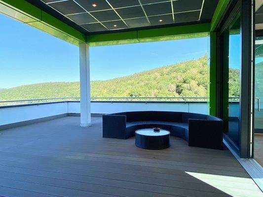 ... auf die Dachterrasse