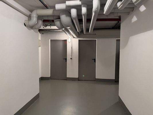 Blick in den Kellervorraum