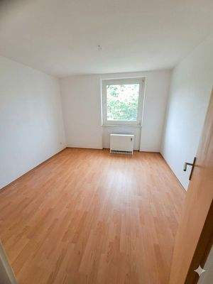 1 von 3 Schlafzimmern