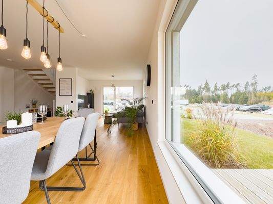 heller Wohn-, Essbereich