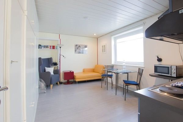 1 Zimmer Wohnung im EG.jpg