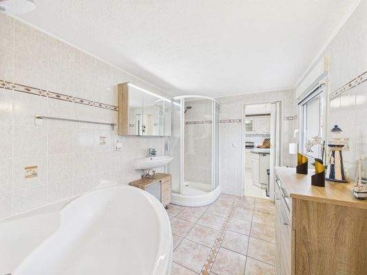 Familienbad im Erdgeschoss