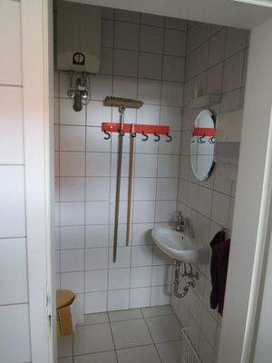 Vorraum / Toilette 1