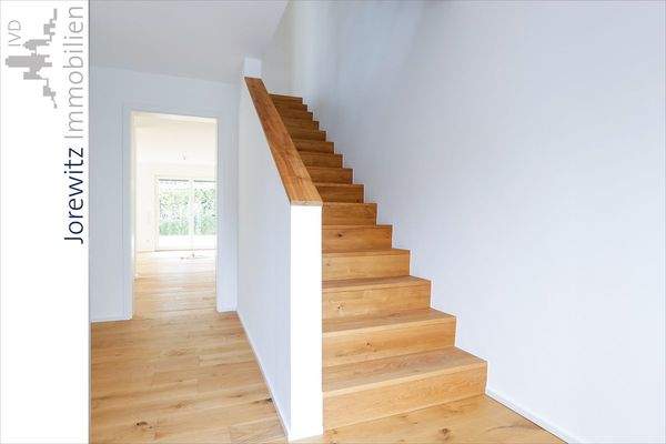 018 - Eingangsbereich