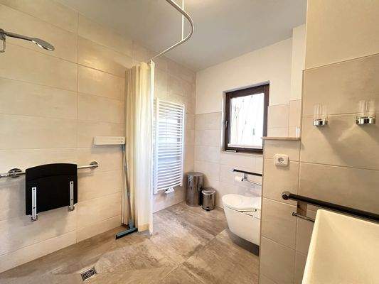 Barrierefreies Badezimmer EG