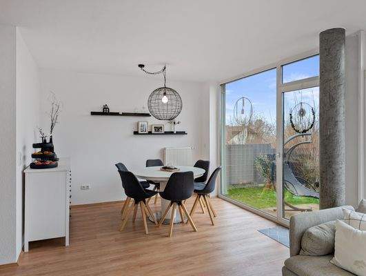 EFH Wohnzimmer - Werz Immobilien