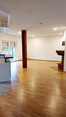 Haushälfte EG Küche und Wohnen