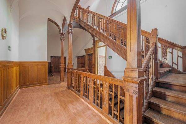 1. OG - Vorderes Treppenhaus