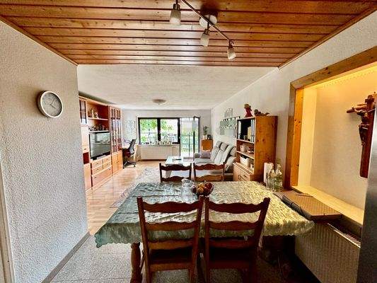 UG Esszimmer_Wohnzimmer 2.jpg