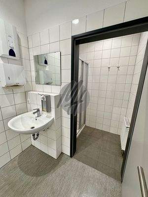 INFOS UNTER: 06171-586000